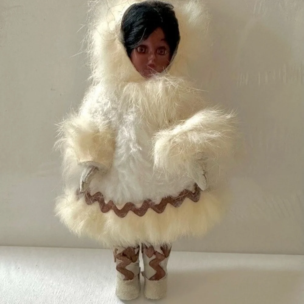 Vintage Alaska Inuit Girl Doll 8